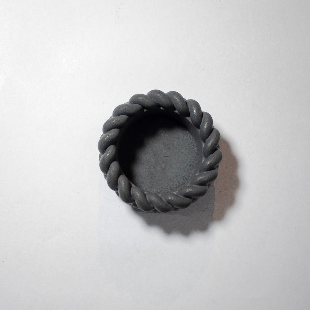 Glimmr tealight candle holder