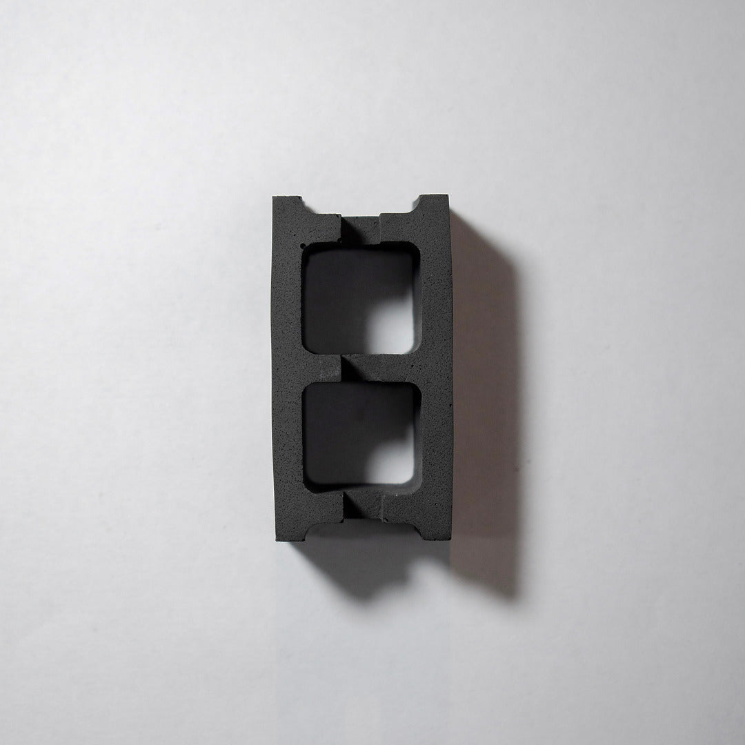 Blocka card holder