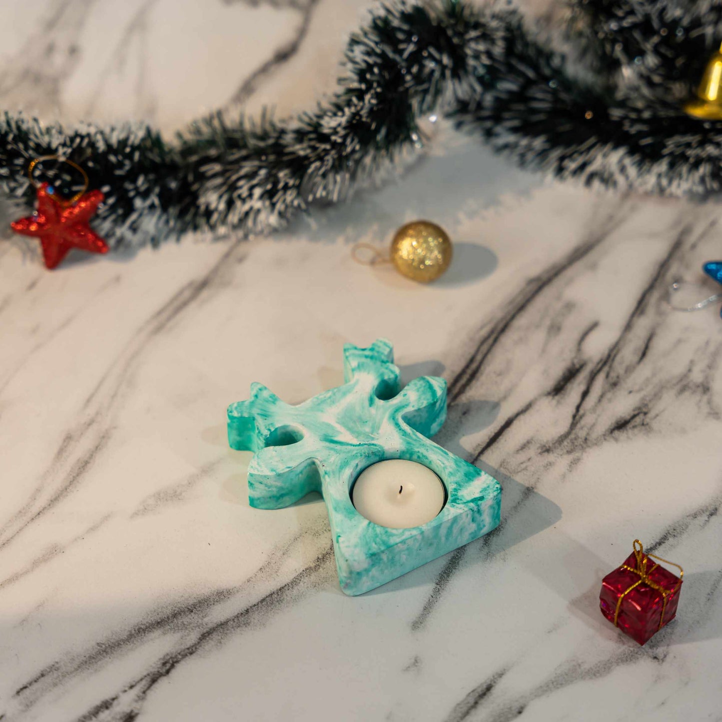 Reindeer- Mint Marble