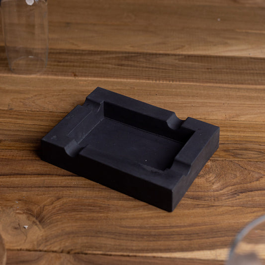 New  Rectashtray Black - Sleek and contemporary design Ashtray