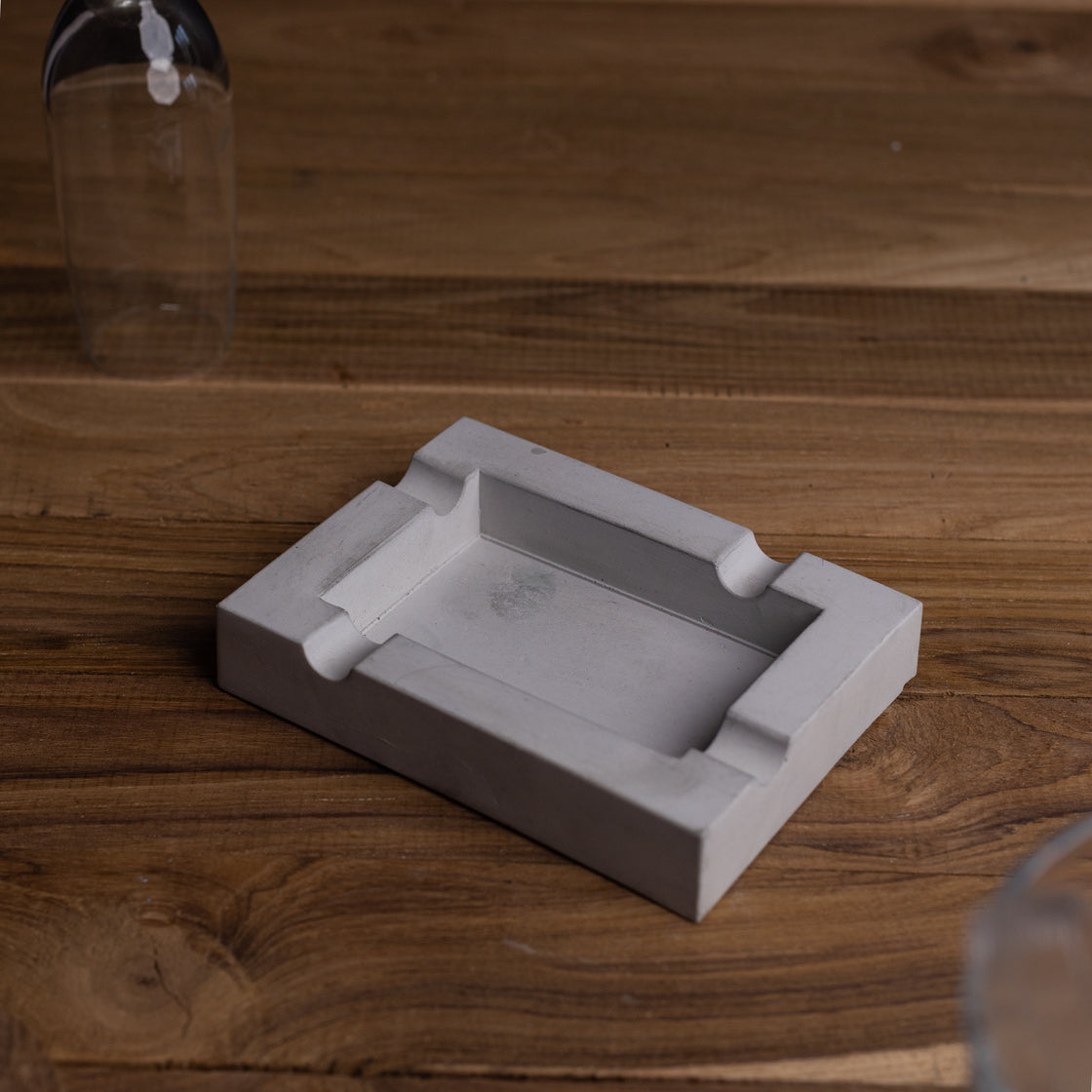 New Rectashtray Cement finish - Sleek and contemporary design Ashtray