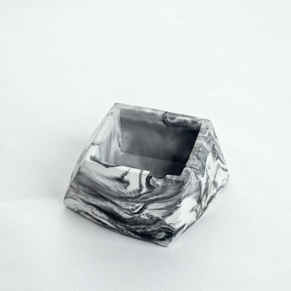 Rosq- Concrete Ashtray with a lid- ideal for use both indoors and outdoors