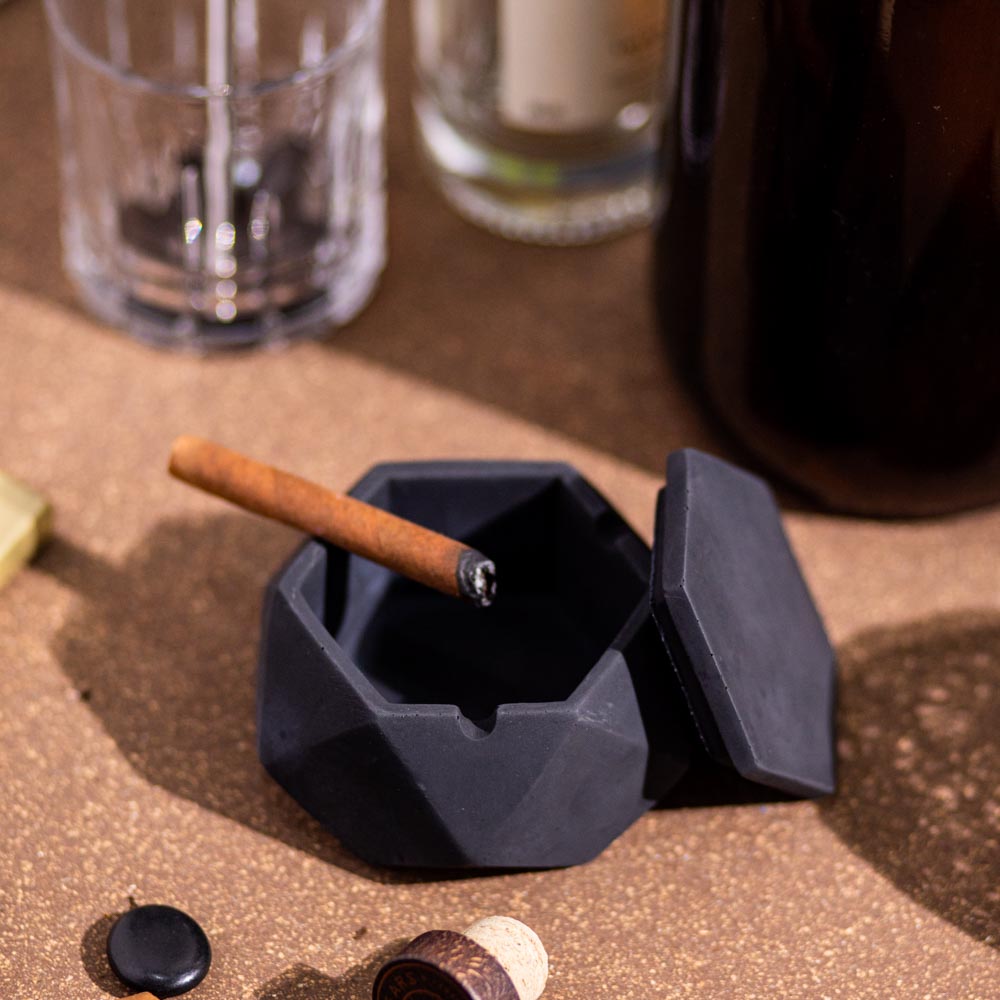 Hextray 2.0 Dark Concrete - Geometric Pattern Hexagonal Ashtray