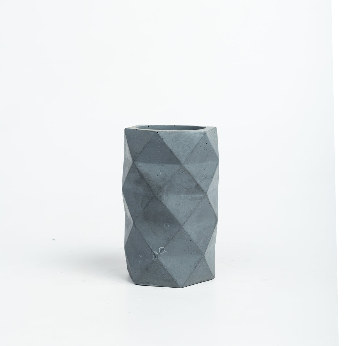 Penrose Holder-Terracotta-Geometric pattern holder for your work desk, bath, and kitchen.