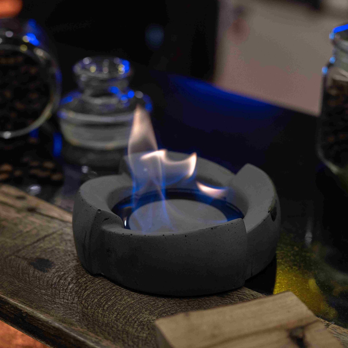 Disc Minimalistic Fire Pit with a Chic Circular Profile