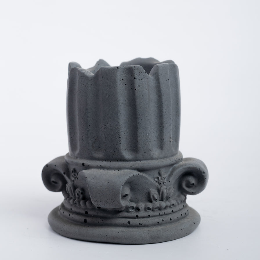 Corin- Dark concrete Choose from Greyt’s range of desk essentials- Roman column-i