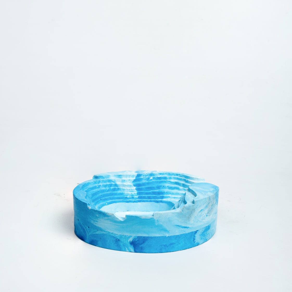 Cavash Tray Cloud - Unique Ashtray- A Contemporary Design, the perfect gift for friends and colleagues.