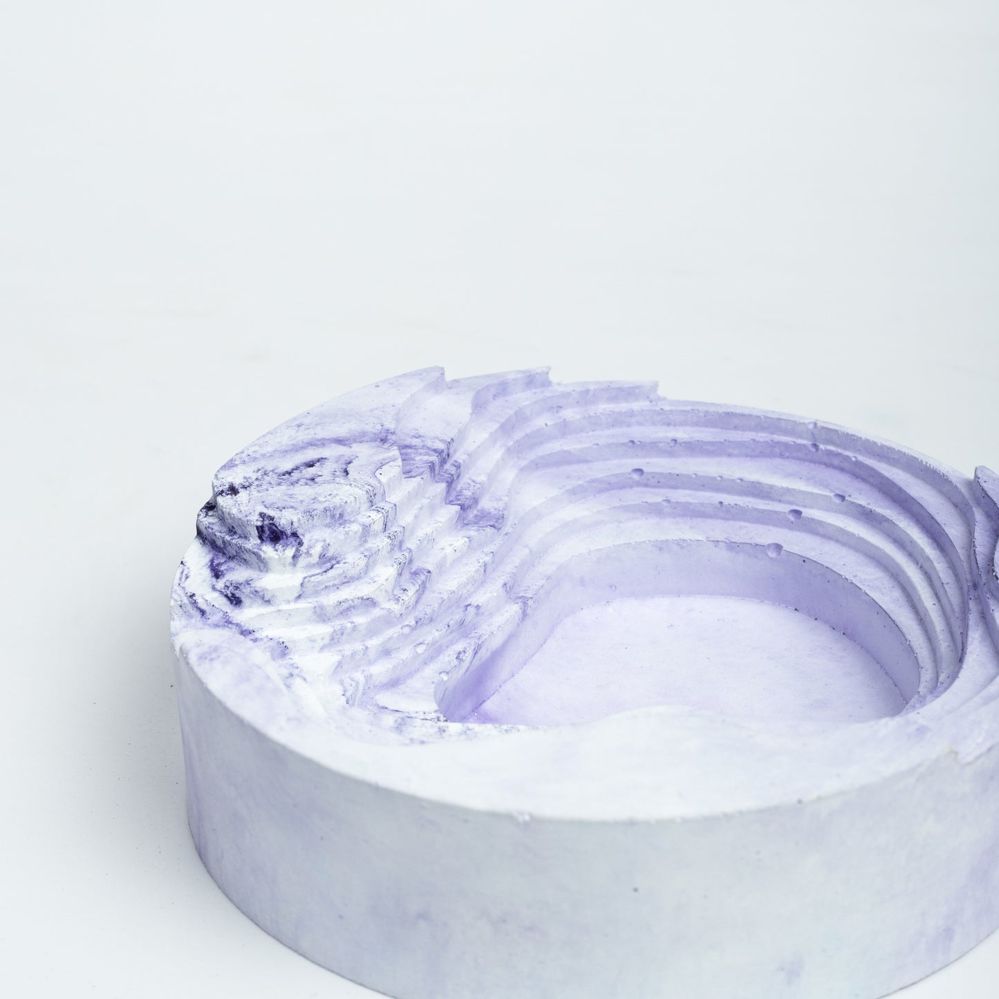 Cavash Tray Orchid Marble - Unique Ashtray- A Contemporary Design, the perfect gift for friends and colleagues.