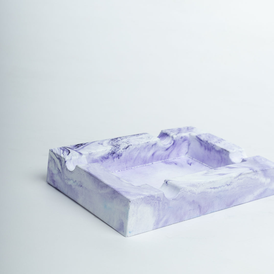 Rectashtray Orchid Marble - Sleek and contemporary design Ashtray