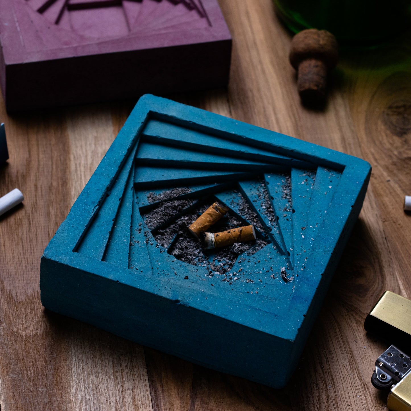Conto Ashtray Dark Concrete - Designer Geometric Stepped Ashtray for Indoor & Outdoor