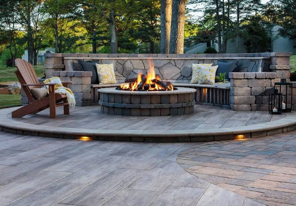 Discover the Benefits of Having a Firepit in Your Outdoor Living Area