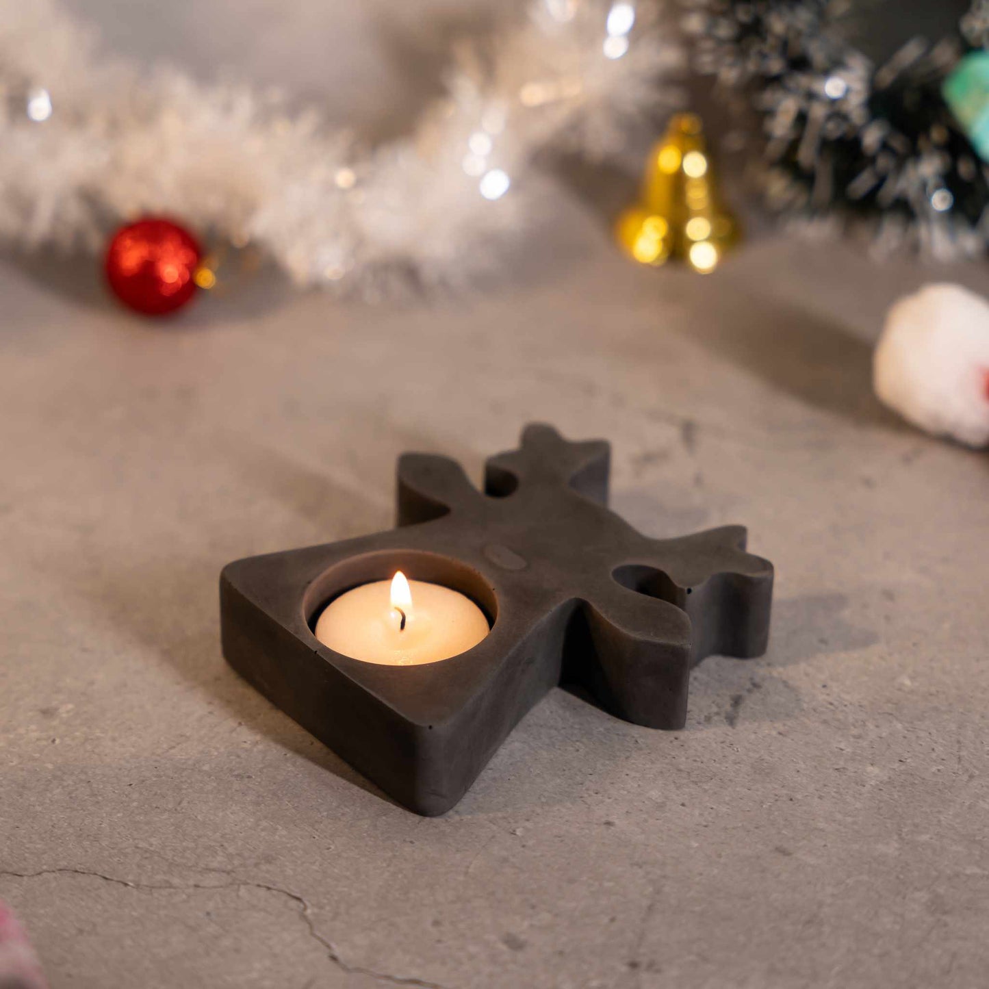 Reindeer- Dark Concrete