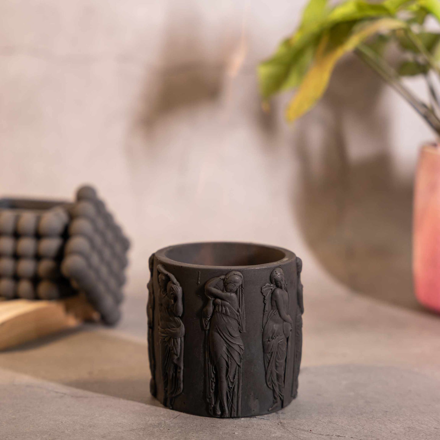 Fellah Concrete FirePit with a Lid