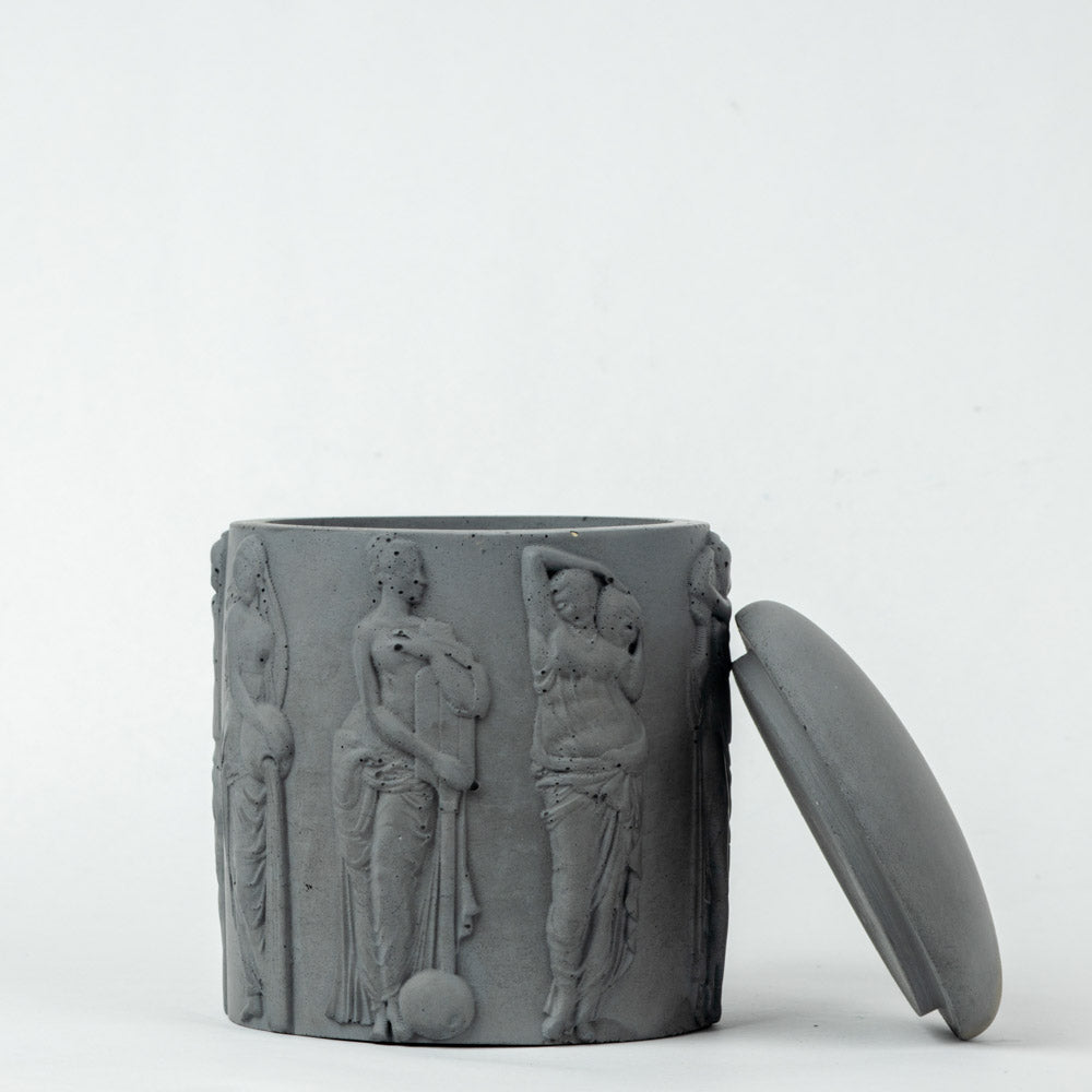 Fellah Concrete FirePit with a Lid