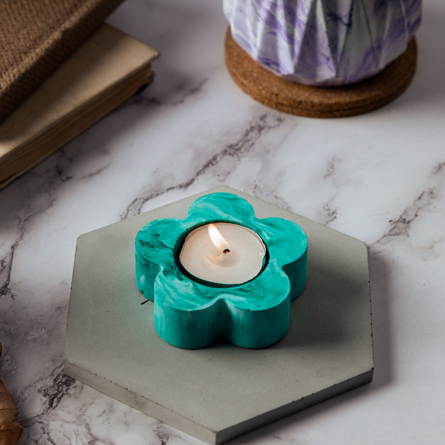 Flora - Cloud Set of 3 Flower Shaped Chique and Minimal Tealight Candle Holder- a perfect gift for family and friends