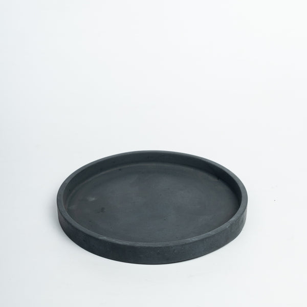Circate- Black Classic Circular plate in greytcrete with elevated brims- available in a range of color options