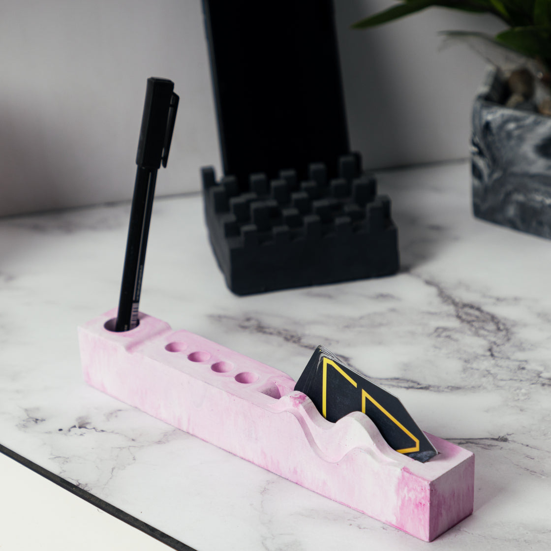 Wavearranger-Orchid Marble-Contemporary design Pen Holder for keeping your most important pens