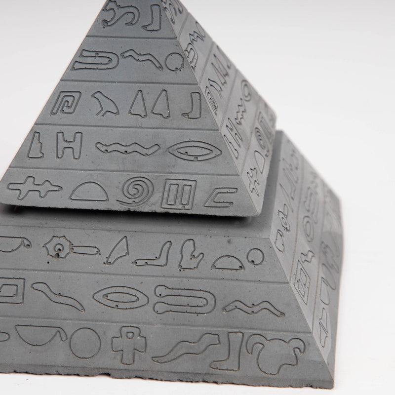 New The Pyramid of Giza Dark Concrete - Egyptian Style Concrete Ashtray with Lid