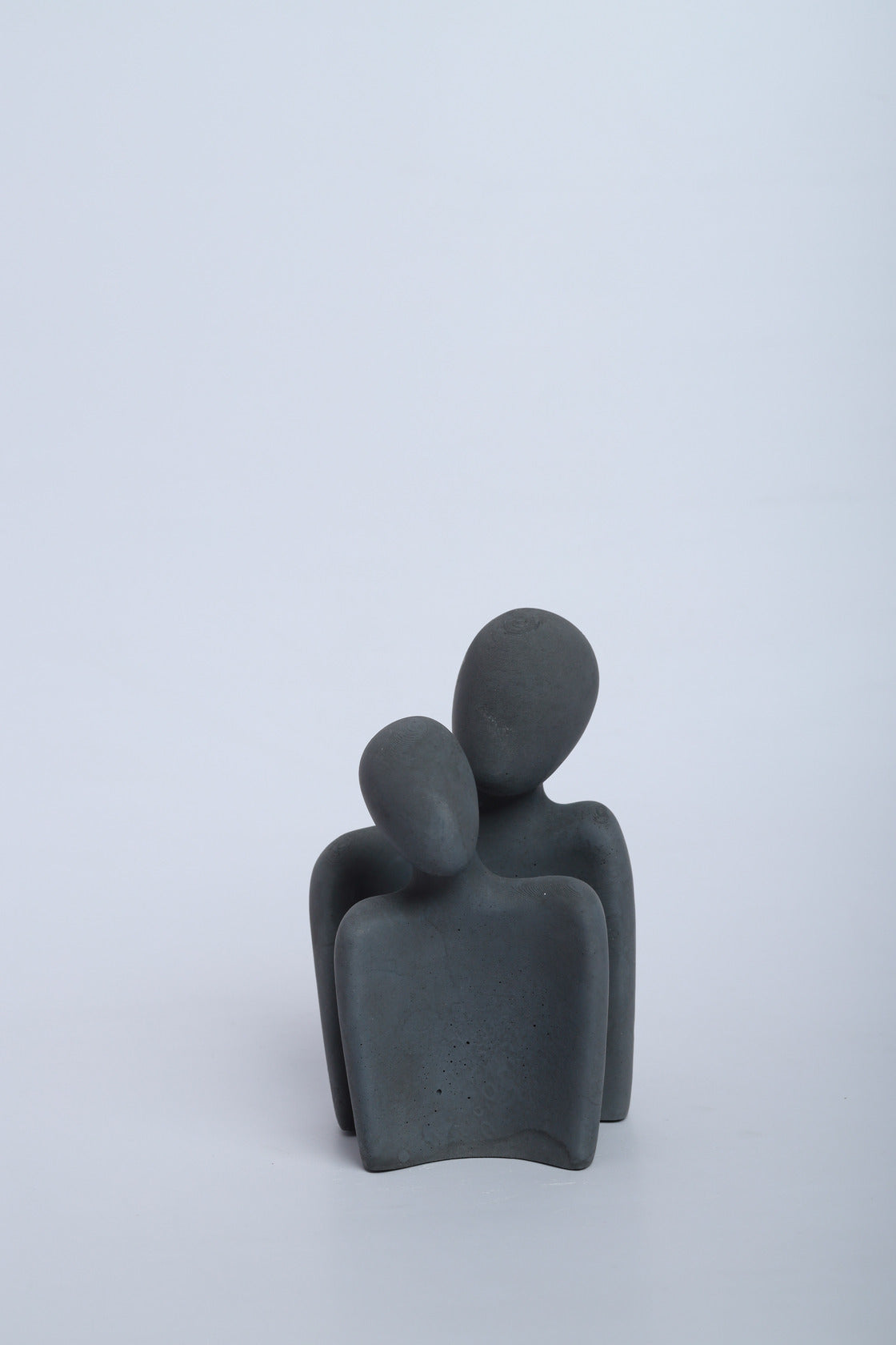 Happy Duo-Dark Concrete-Romantic Couple Statue- Unique Gift for your girlfriend, boyfriend, partner.