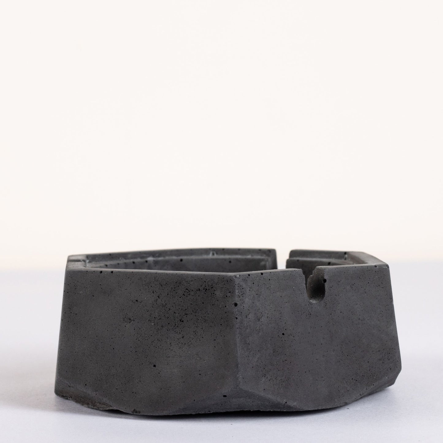 Hextray Orchid marble - Hexagonal Geometric Ashtray for Indoor, Outdoor, Car, Office or Home Decor