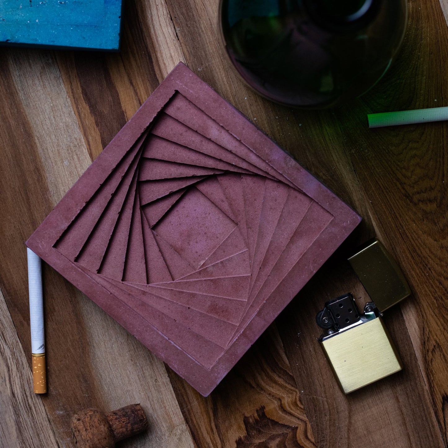 Conto Ashtray Cloud - Designer Geometric Stepped Ashtray for Indoor & Outdoor