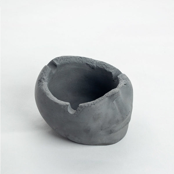 Volto Dark Concrete Elegant Half Face Ashtray- ideal for gifting
