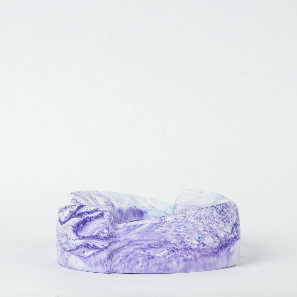 Disc- Minimalistic Ashtray with a Chic Circular Profile